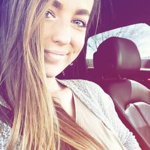 Meet your Posher, Deena